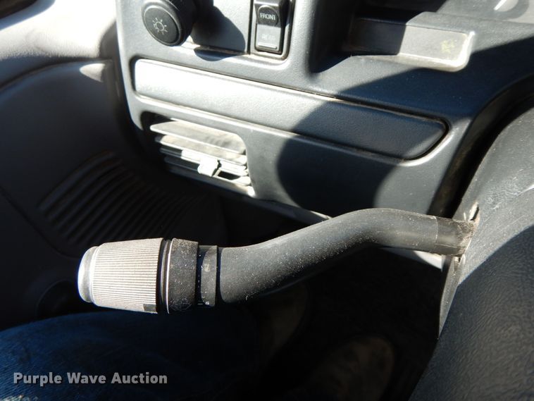 image for item FG9702 1996 Ford F450 Super Duty  utility truck