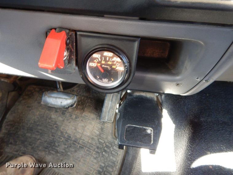 image for item FG9702 1996 Ford F450 Super Duty  utility truck