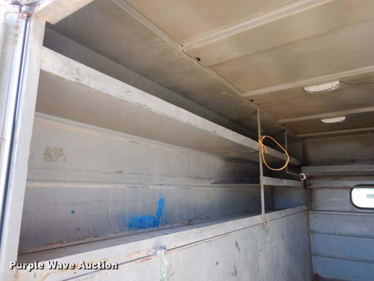 image for item FG9702 1996 Ford F450 Super Duty  utility truck