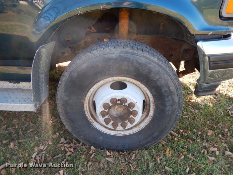 image for item FG9702 1996 Ford F450 Super Duty  utility truck