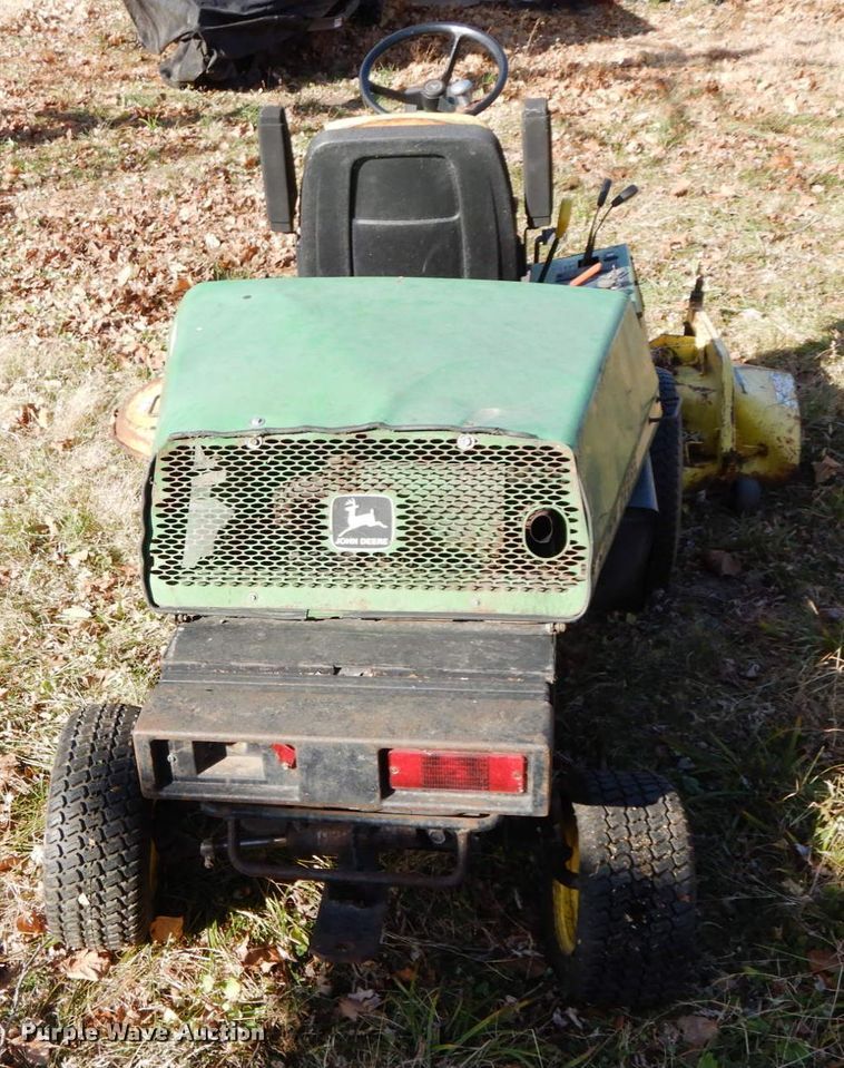 image for item FG9708 John Deere F935  lawn mower