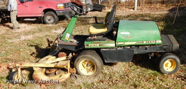 image for item FG9708 John Deere F935  lawn mower