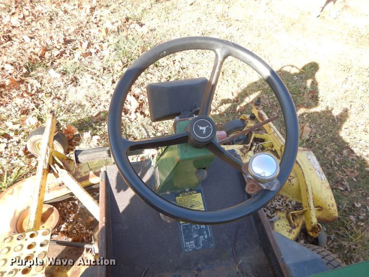 image for item FG9708 John Deere F935  lawn mower