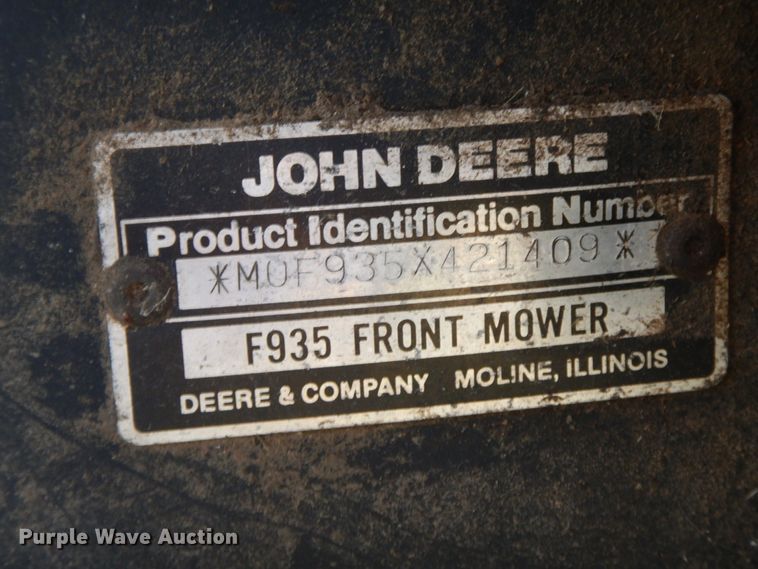 image for item FG9708 John Deere F935  lawn mower