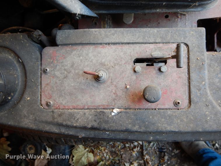 image for item FG9709 Ferris IS1000  ZTR lawn mower