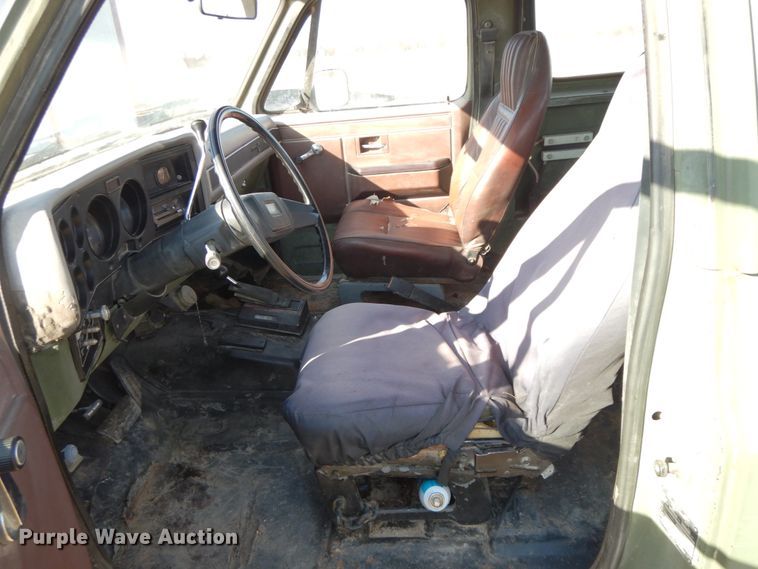 image for item FG9713 1986 Chevrolet D10 Military Blazer  Custom Deluxe SUV