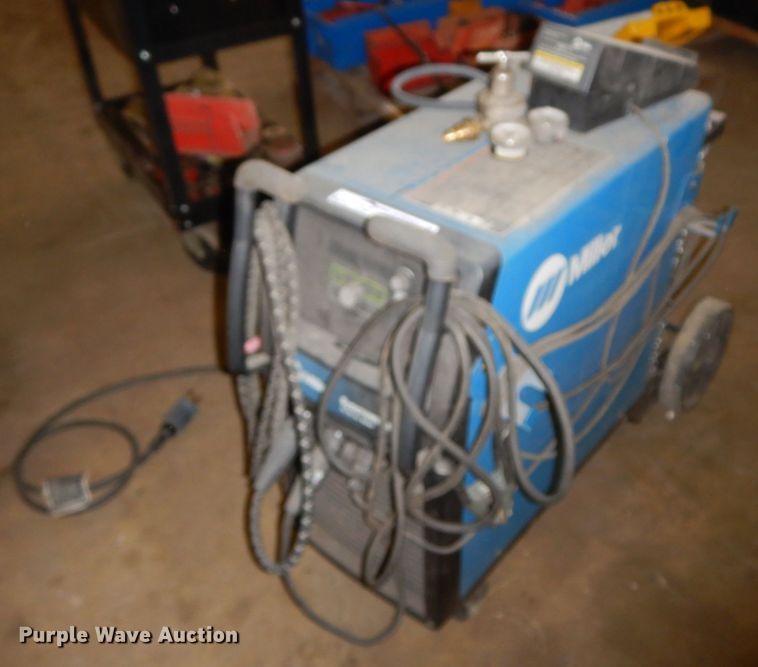 image for item FG9748 Miller Syncrowave 210 TIG welder