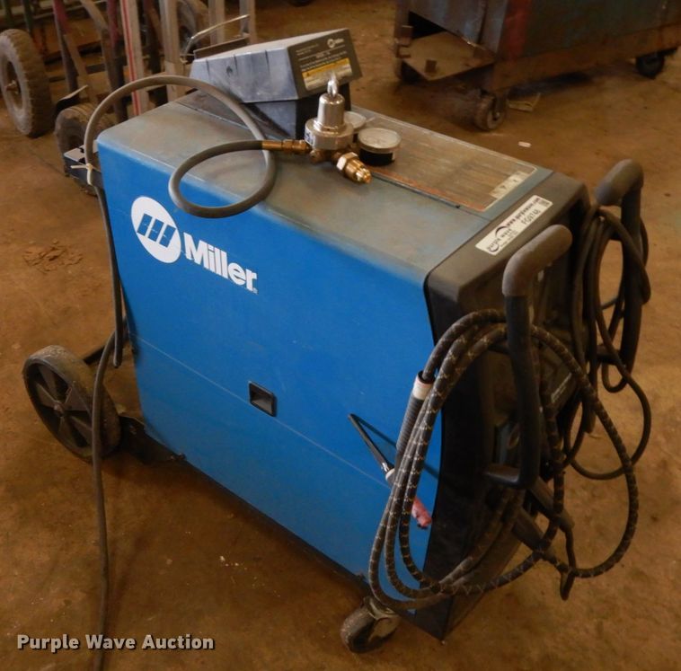 image for item FG9748 Miller Syncrowave 210 TIG welder
