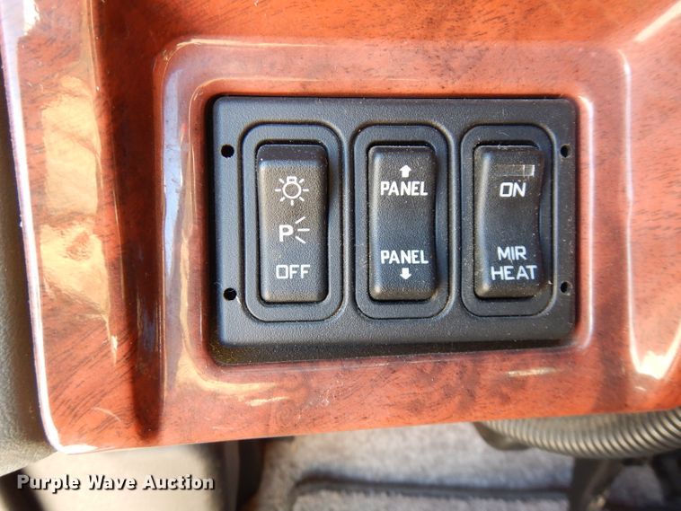 image for item FW9978 2006 International 7400 CXT Crew Cab dump bed truck