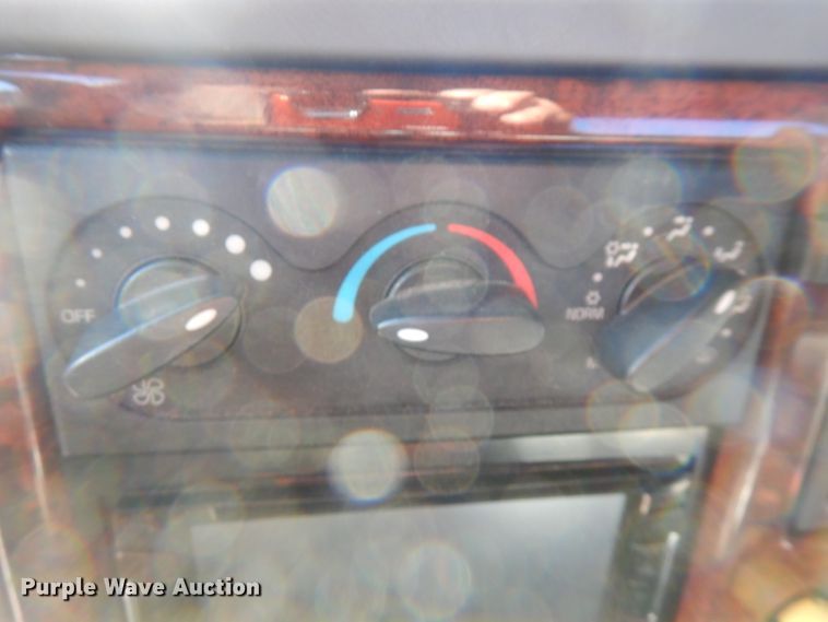 image for item FW9978 2006 International 7400 CXT Crew Cab dump bed truck