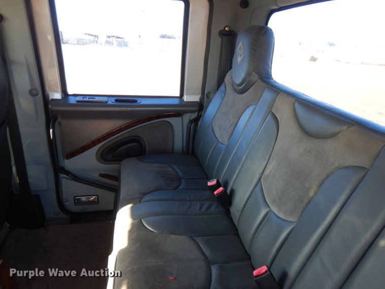 image for item FW9978 2006 International 7400 CXT Crew Cab dump bed truck