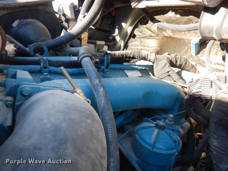 image for item FW9978 2006 International 7400 CXT Crew Cab dump bed truck