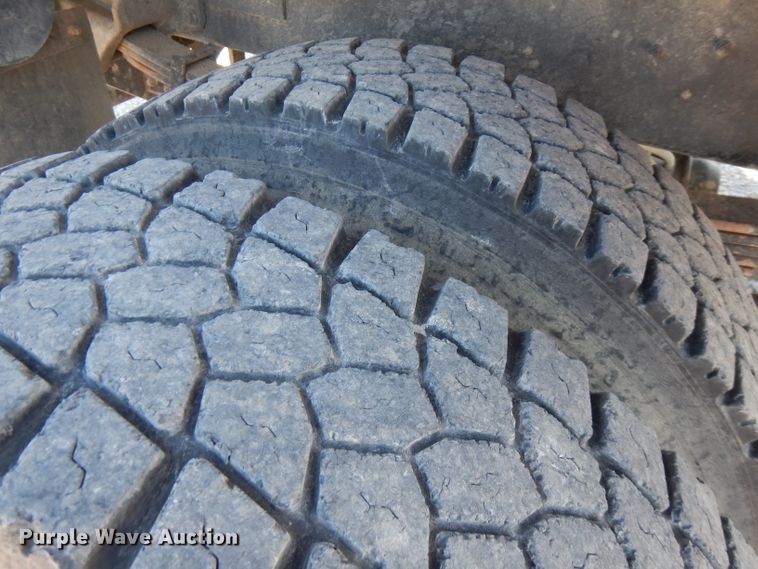 image for item FW9978 2006 International 7400 CXT Crew Cab dump bed truck