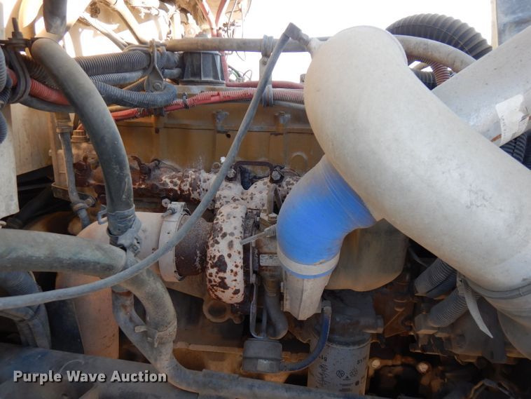 image for item FW9979 2002 Freightliner FL70  Crew Cab service truck