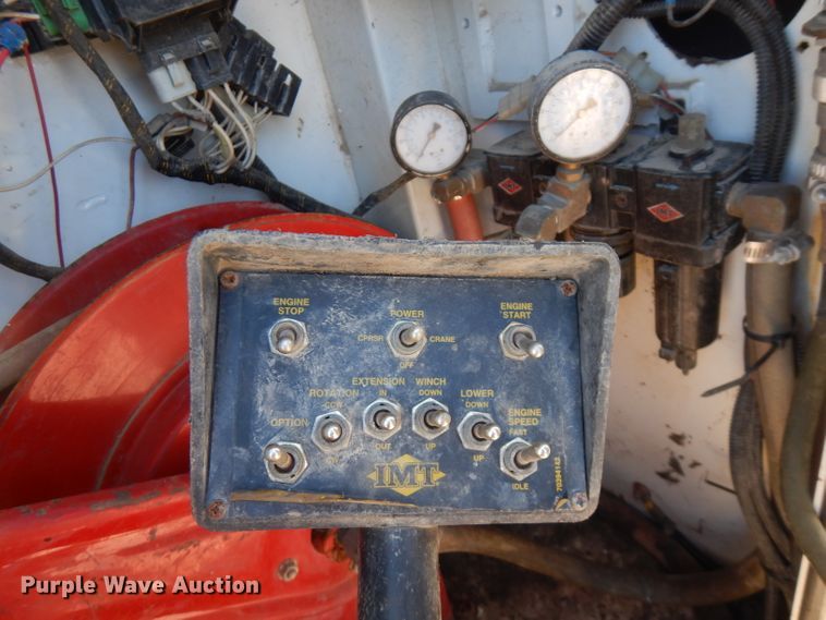 image for item FW9979 2002 Freightliner FL70  Crew Cab service truck