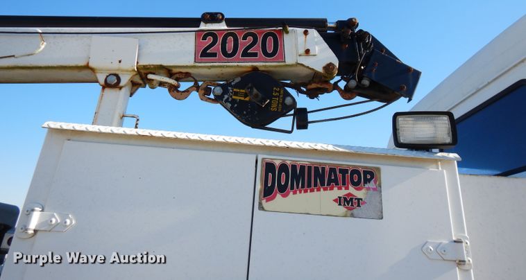 image for item FW9979 2002 Freightliner FL70  Crew Cab service truck