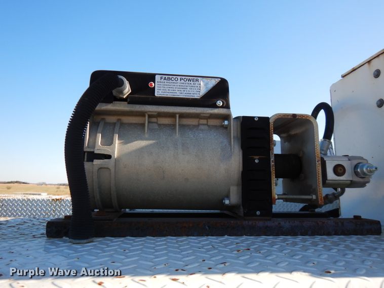 image for item FW9979 2002 Freightliner FL70  Crew Cab service truck