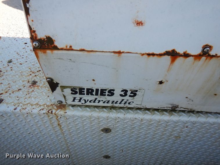 image for item FW9979 2002 Freightliner FL70  Crew Cab service truck