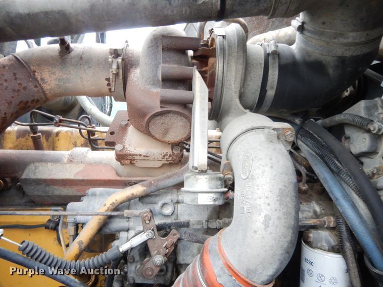 image for item GH9069 1993 Peterbilt 320  roll-off container truck