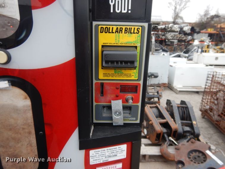 image for item GH9081 Royal Vendors RVCC-660-9 Coca-Cola vending machine