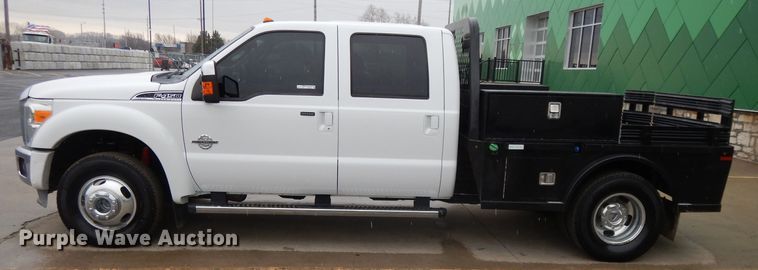 image for item GH9094 2011 Ford F450 Super Duty Lariat  Crew Cab flatbed truck