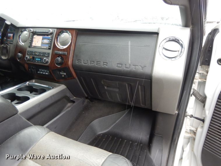 image for item GH9094 2011 Ford F450 Super Duty Lariat  Crew Cab flatbed truck