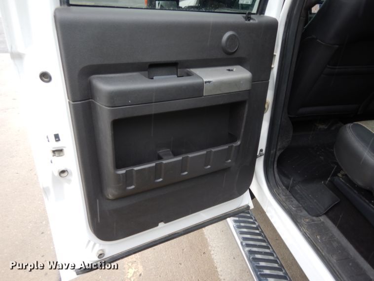 image for item GH9094 2011 Ford F450 Super Duty Lariat  Crew Cab flatbed truck