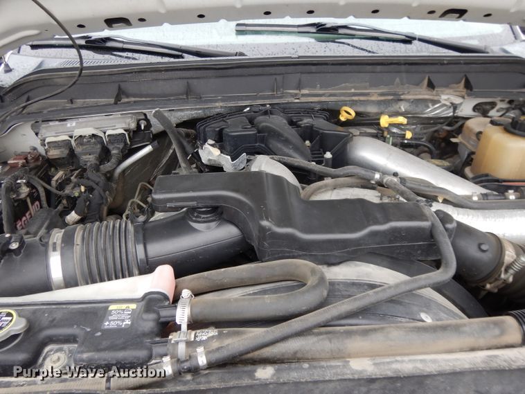 image for item GH9094 2011 Ford F450 Super Duty Lariat  Crew Cab flatbed truck