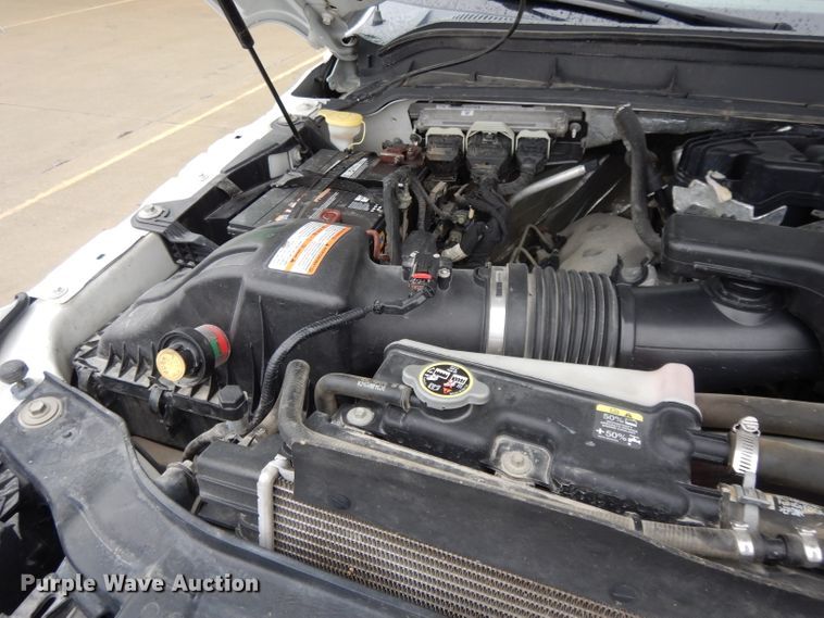 image for item GH9094 2011 Ford F450 Super Duty Lariat  Crew Cab flatbed truck