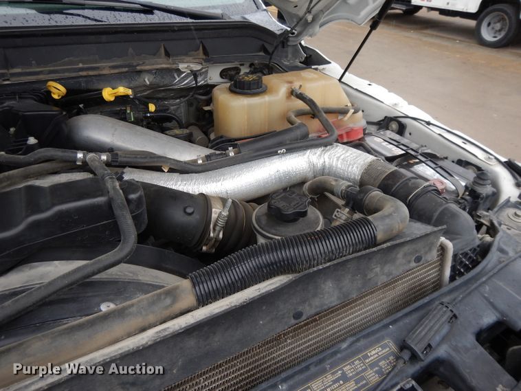 image for item GH9094 2011 Ford F450 Super Duty Lariat  Crew Cab flatbed truck