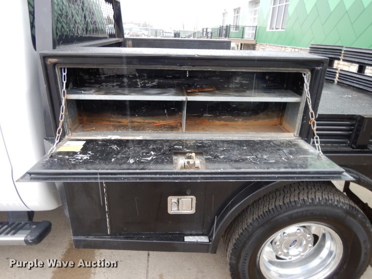 image for item GH9094 2011 Ford F450 Super Duty Lariat  Crew Cab flatbed truck