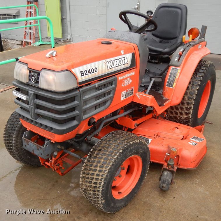 image for item GH9095 Kubota B2400  MFWD tractor