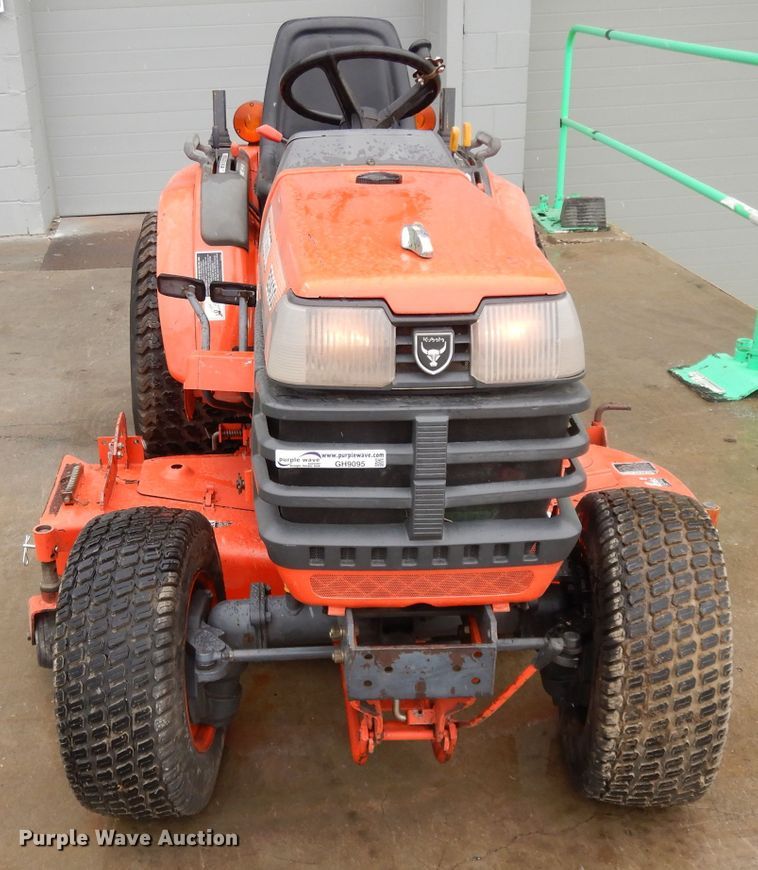 image for item GH9095 Kubota B2400  MFWD tractor