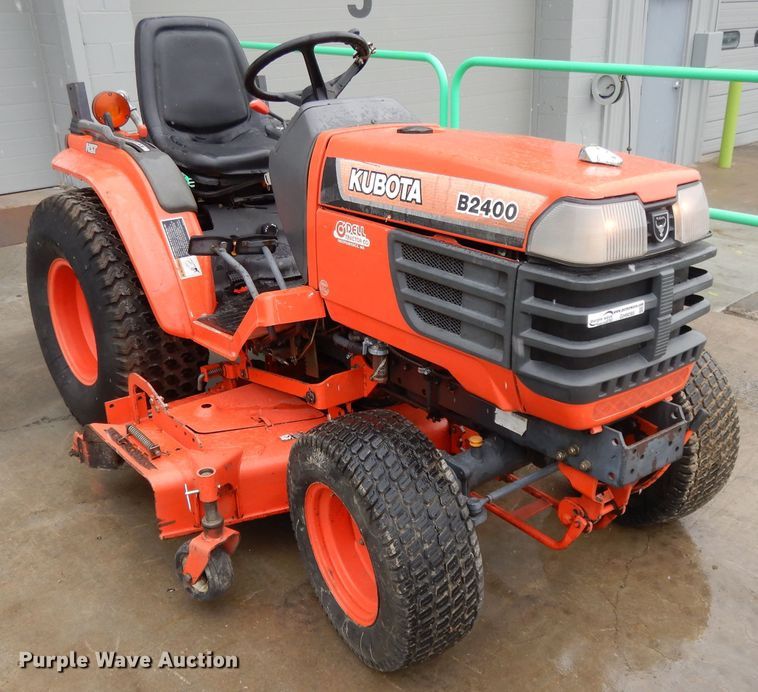 image for item GH9095 Kubota B2400  MFWD tractor