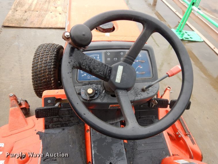 image for item GH9095 Kubota B2400  MFWD tractor