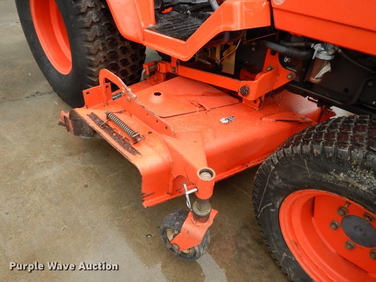 image for item GH9095 Kubota B2400  MFWD tractor