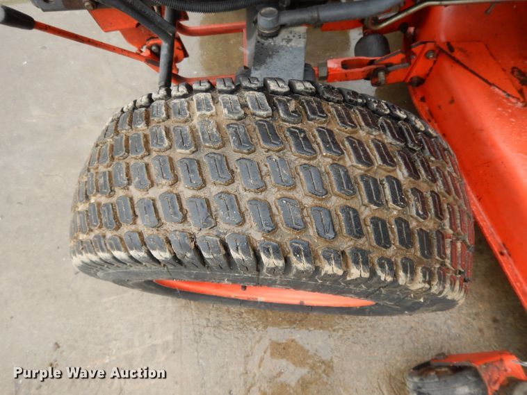 image for item GH9095 Kubota B2400  MFWD tractor