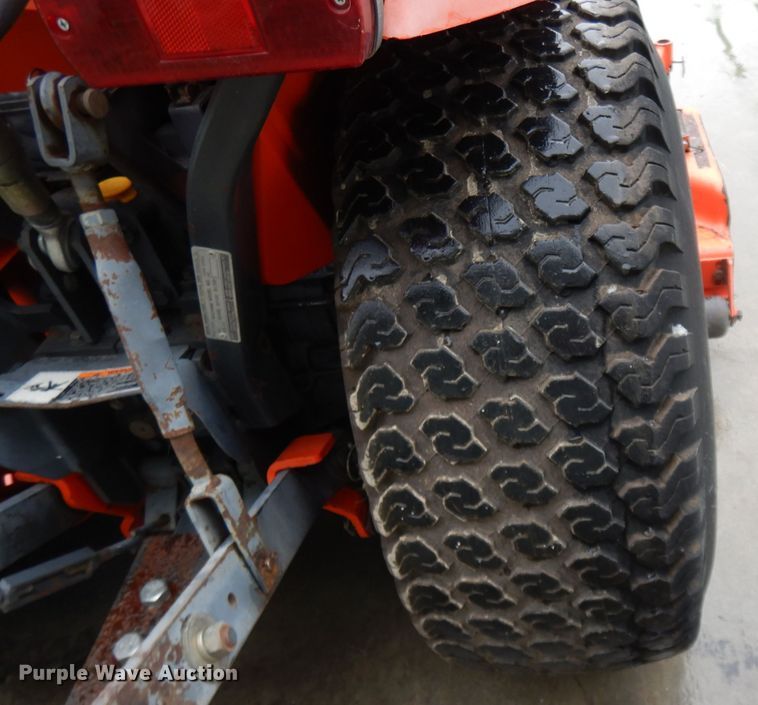 image for item GH9095 Kubota B2400  MFWD tractor