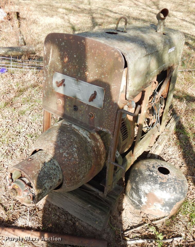 image for item GK9471 Lincoln welder