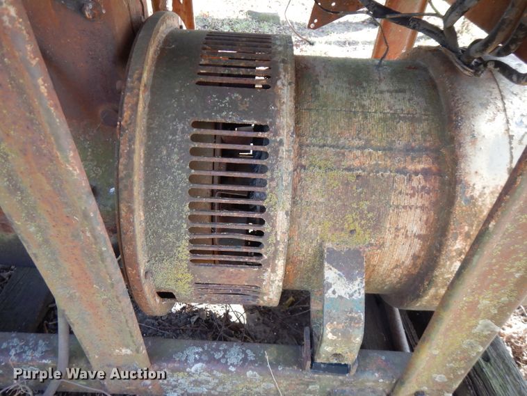 image for item GK9471 Lincoln welder