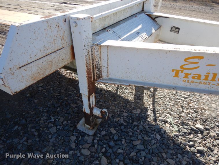 image for item GK9492 2008 EW Trailers equipment trailer