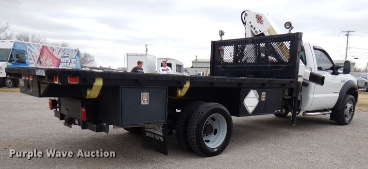 image for item GK9547 2007 Ford F550 Super Duty  flatbed truck with crane