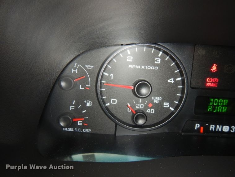 image for item GK9547 2007 Ford F550 Super Duty  flatbed truck with crane