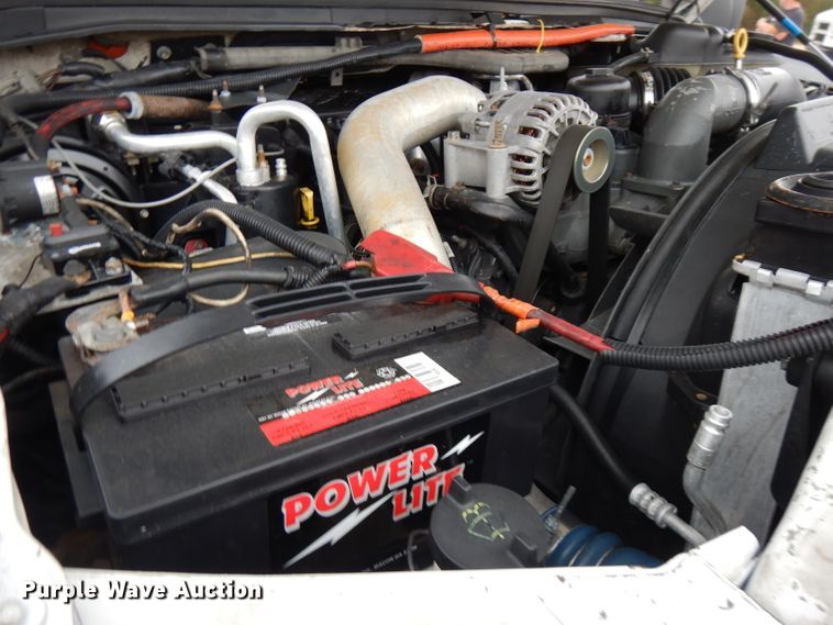 image for item GK9548 2007 Ford F550 Super Duty  utility truck with crane