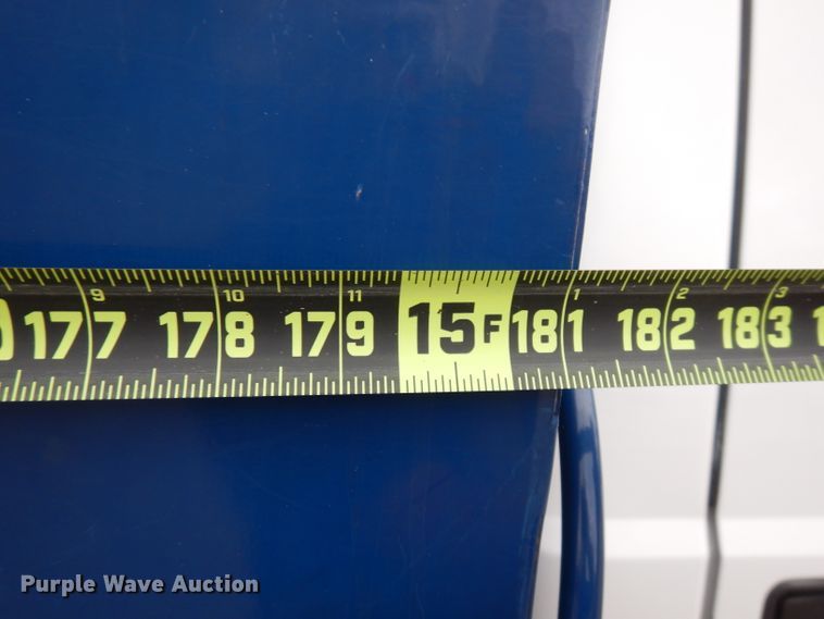 image for item GK9548 2007 Ford F550 Super Duty  utility truck with crane