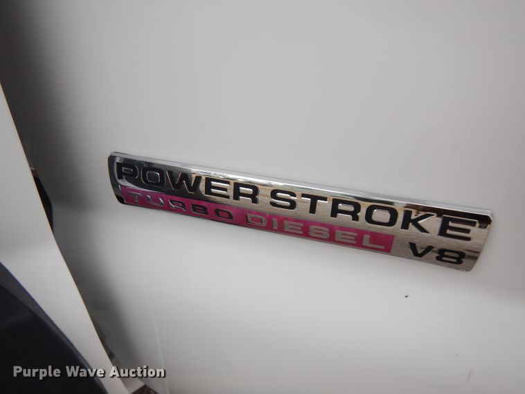 image for item GK9548 2007 Ford F550 Super Duty  utility truck with crane