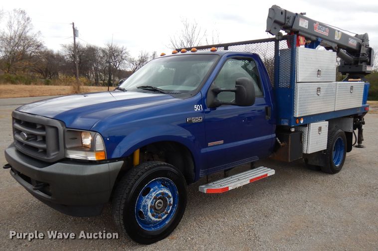 image for item GK9549 2003 Ford F550 Super Duty  flatbed truck with crane