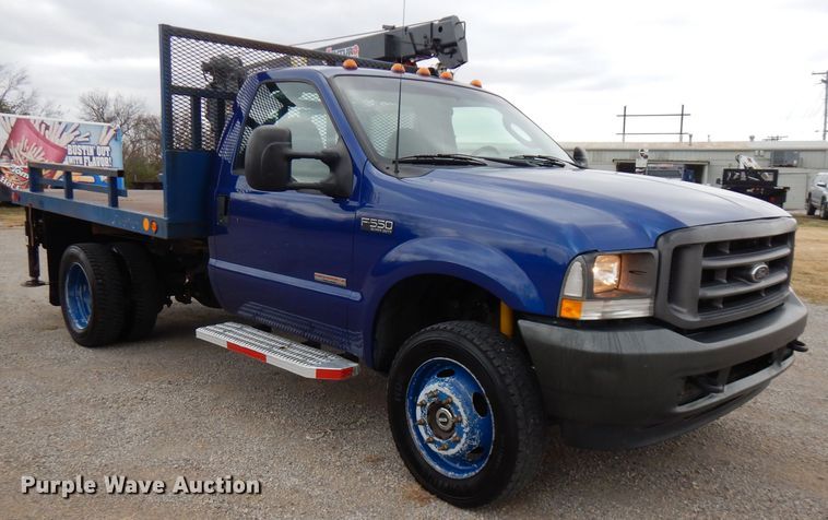 image for item GK9549 2003 Ford F550 Super Duty  flatbed truck with crane