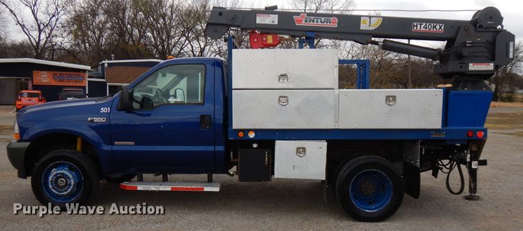 image for item GK9549 2003 Ford F550 Super Duty  flatbed truck with crane