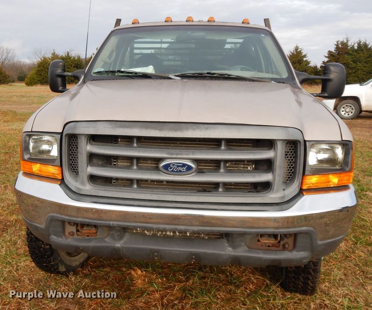 image for item GK9552 1999 Ford F450 Super Duty  flatbed truck